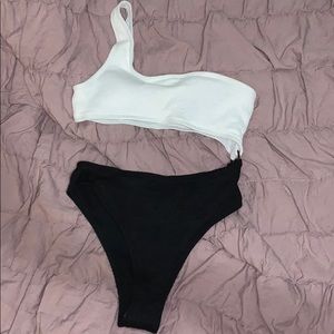 Brand new never worn ribbed swim suit